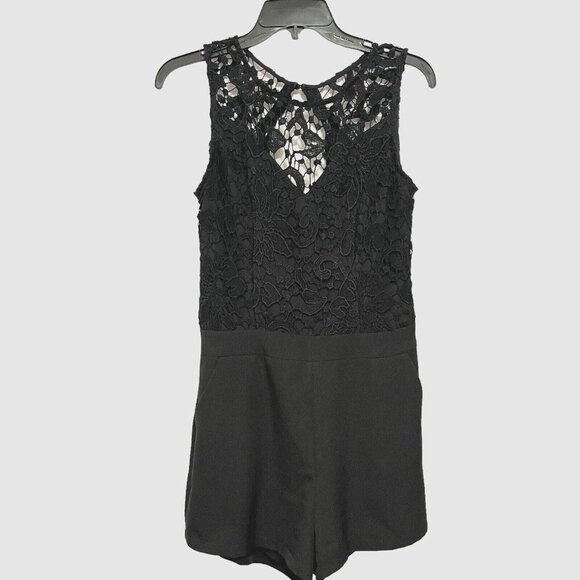 TEA & CUP‎ LOS ANGELES Women's Elegant Open Back Romper Medium Black Venice Lace - Picture 4 of 16
